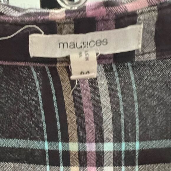 Maurice’s Plaid Button-Up Shirt Size Medium #319 - Picture 3 of 6